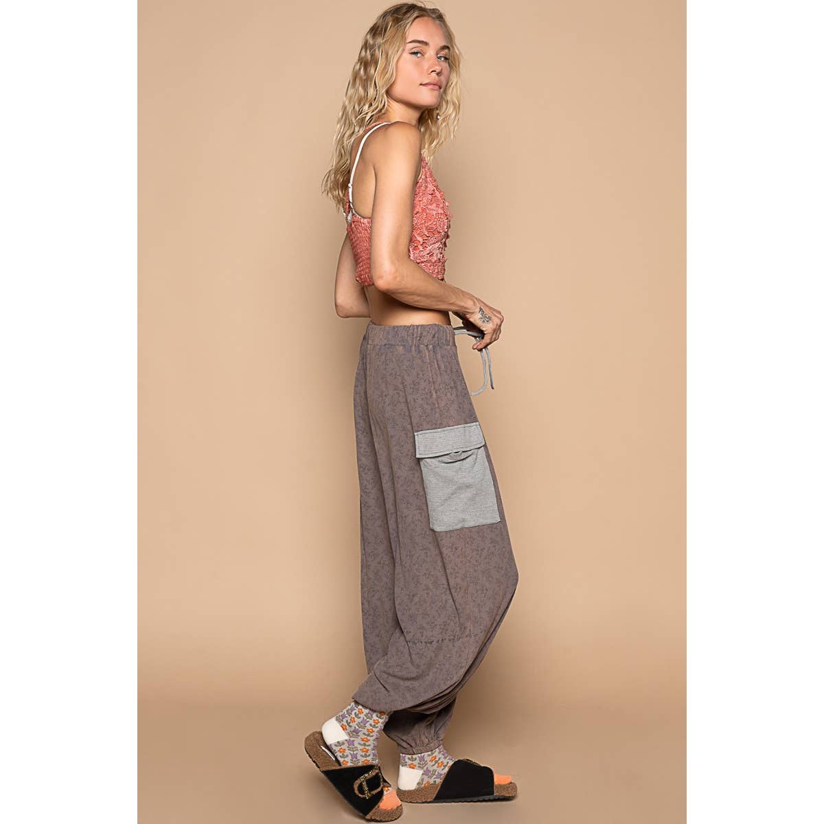 Floral print adjustable waist band jogger pants