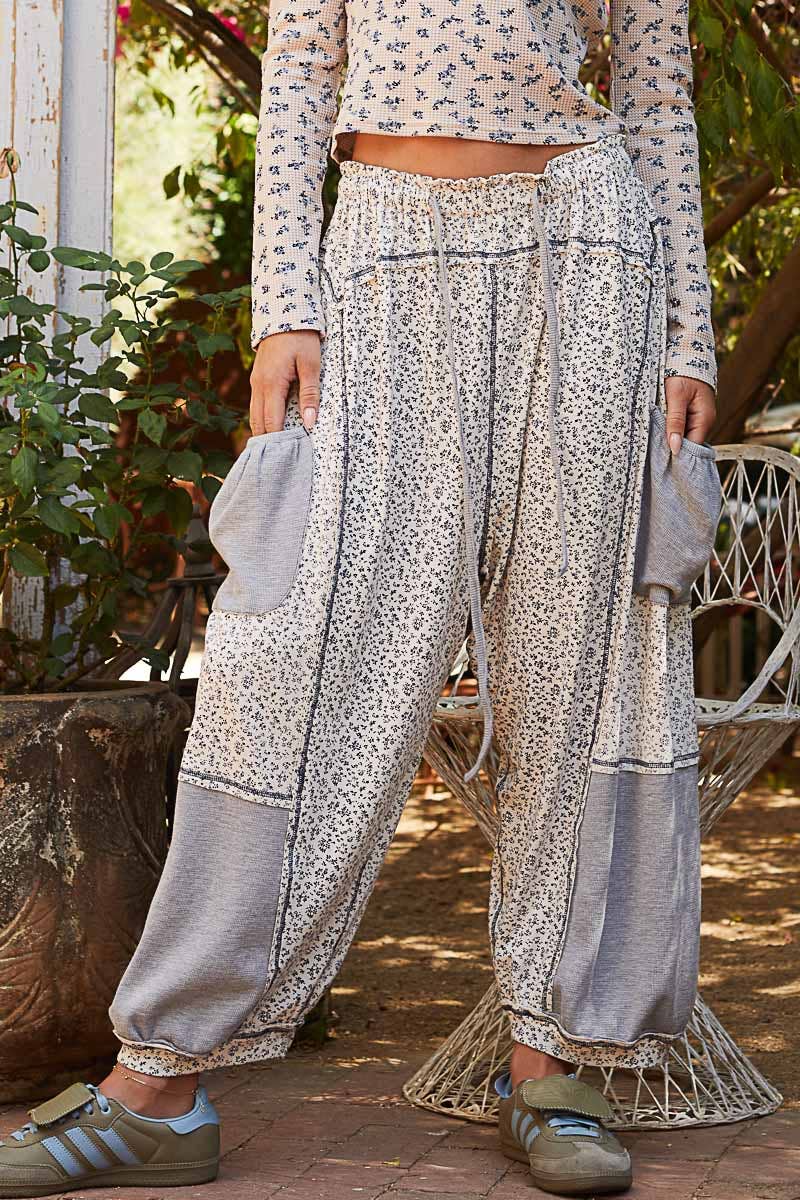 Oversized Floral Pattern Printed Knit Pants
