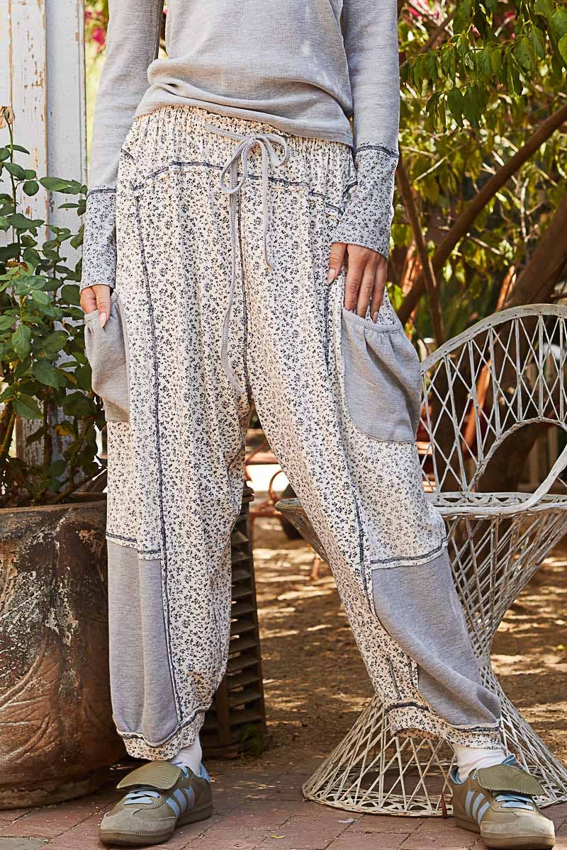 Oversized Floral Pattern Printed Knit Pants